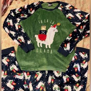 Pajamas top and bottom size XL